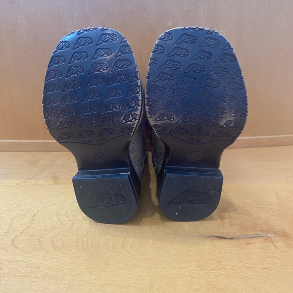 Child’s Double Barrel boots good condition - Picture 6 of 10